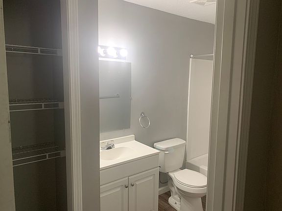 3rd image of 1508 W Tiffany Dr APT 11A