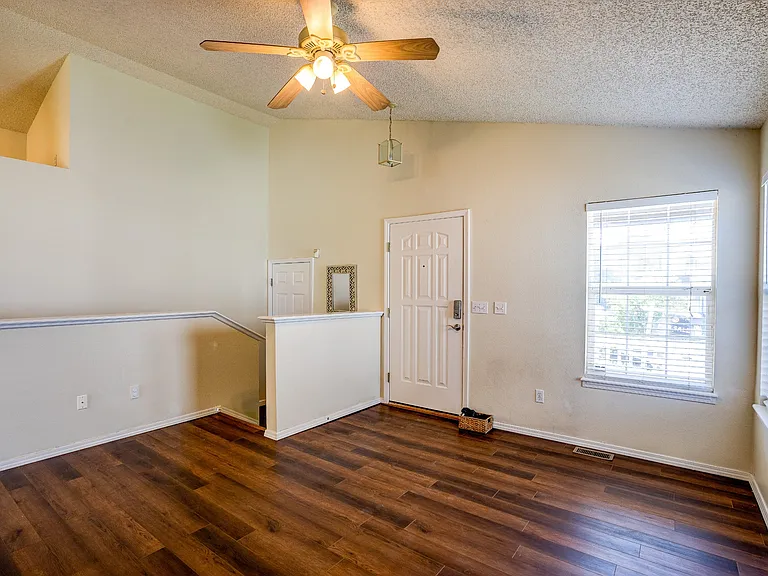 4783 Bridle Pass Dr — Photo 2