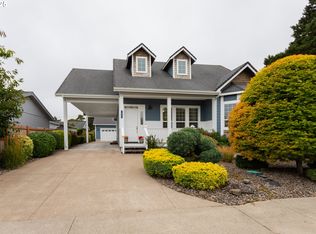 1640 17th St, Florence, OR 97439