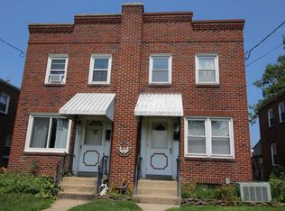 251 Locust St, New Holland, PA 17557
