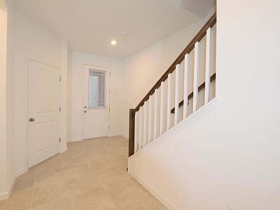 3rd image of 1180 Lakeshore Breeze Pl