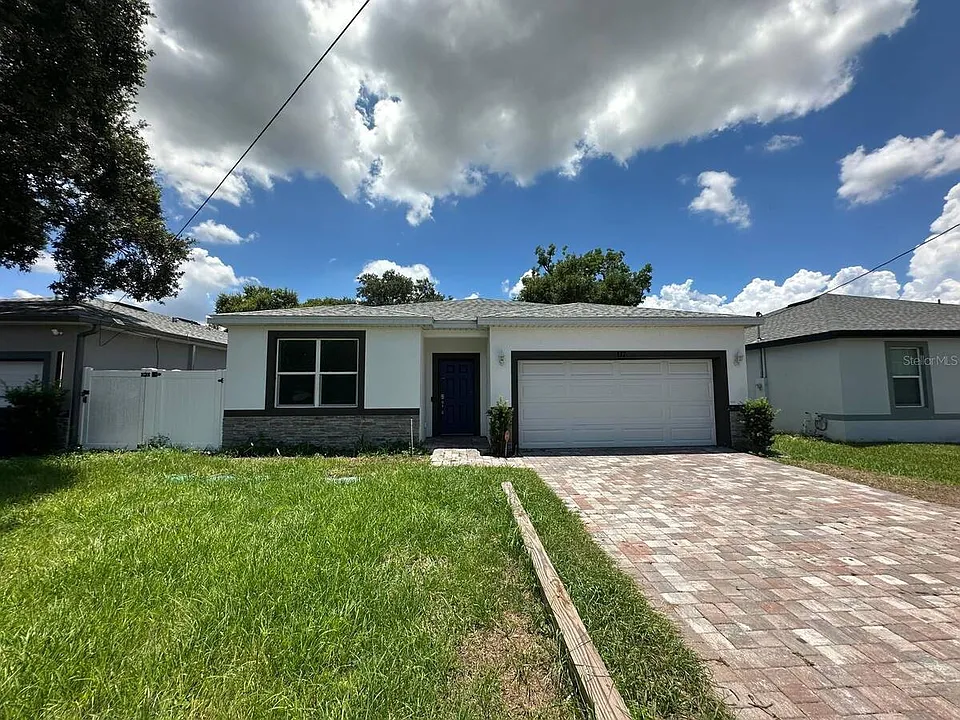 117 W Murphy St