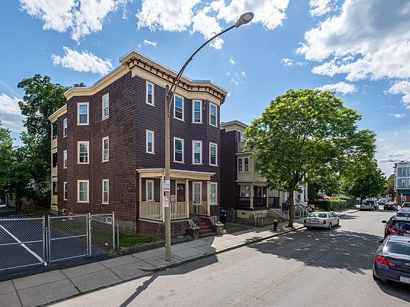 3rd image of 15 Romsey St