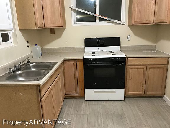 5th image of 415 Garfield St APT C