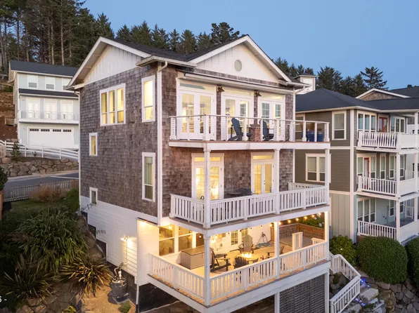 2533 SW Coral Ave, Lincoln City, OR 97367