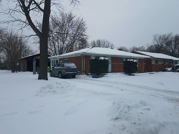2nd image of 27515 Edward St
