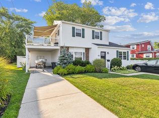 213 Bay Ave, Somers Point, NJ 08244