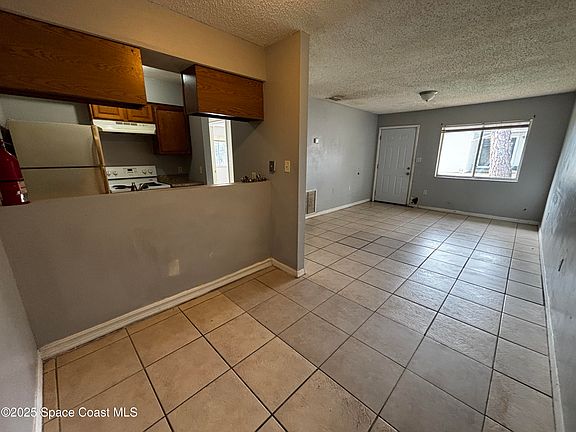 3rd image of 539 Rock Pit Rd