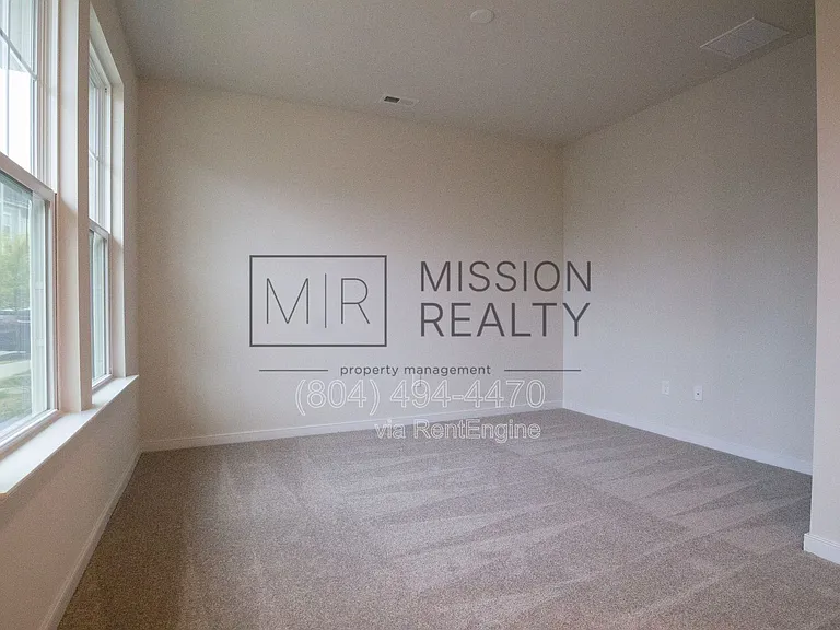 4184 Park Trail Dr — Photo 4