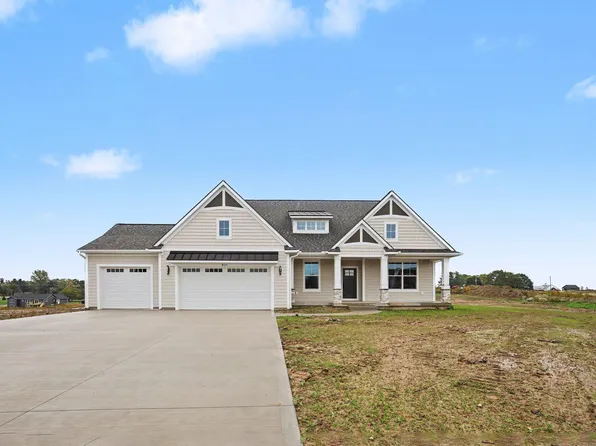 8524 Bosque Dr SE, Caledonia, MI 49316