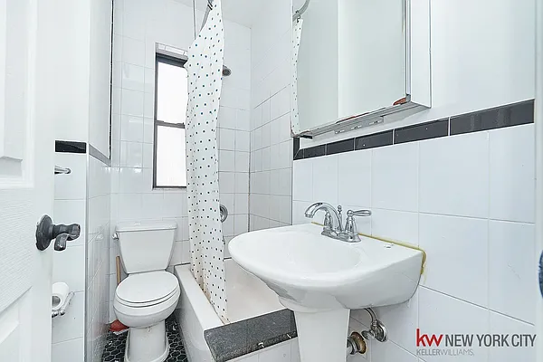 Rented by Keller Williams NYC | media 26