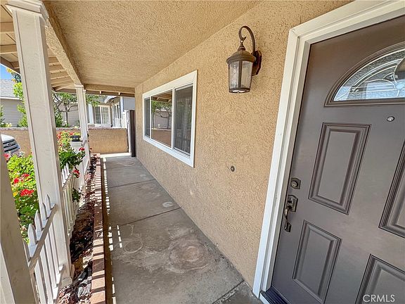 3rd image of 14901 Quill Cir