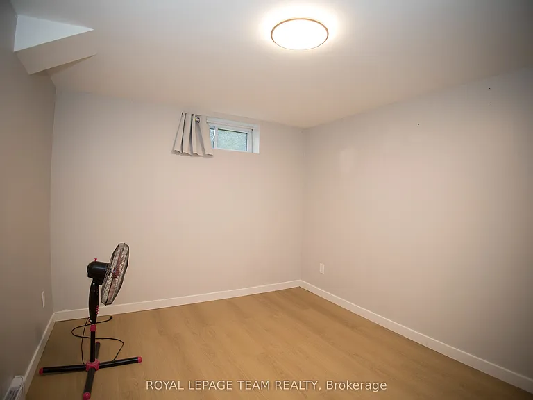 2238 Miramichi St #BASEMENT — Photo 13