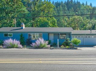 1330 S Water St, Silverton, OR 97381