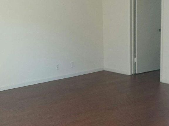 5th image of 918 N Cedar St APT 4