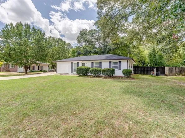 11 Simpson Dr NW, Rome, GA 30165