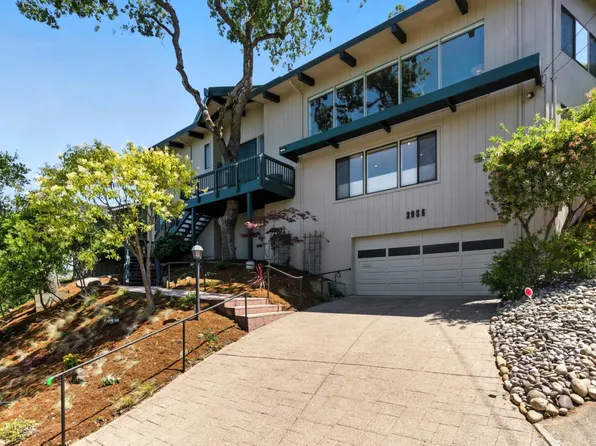 2935 Sherwood Dr, San Carlos, CA 94070