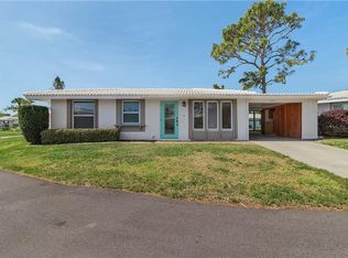447 Circlewood Dr, Venice, FL 34293