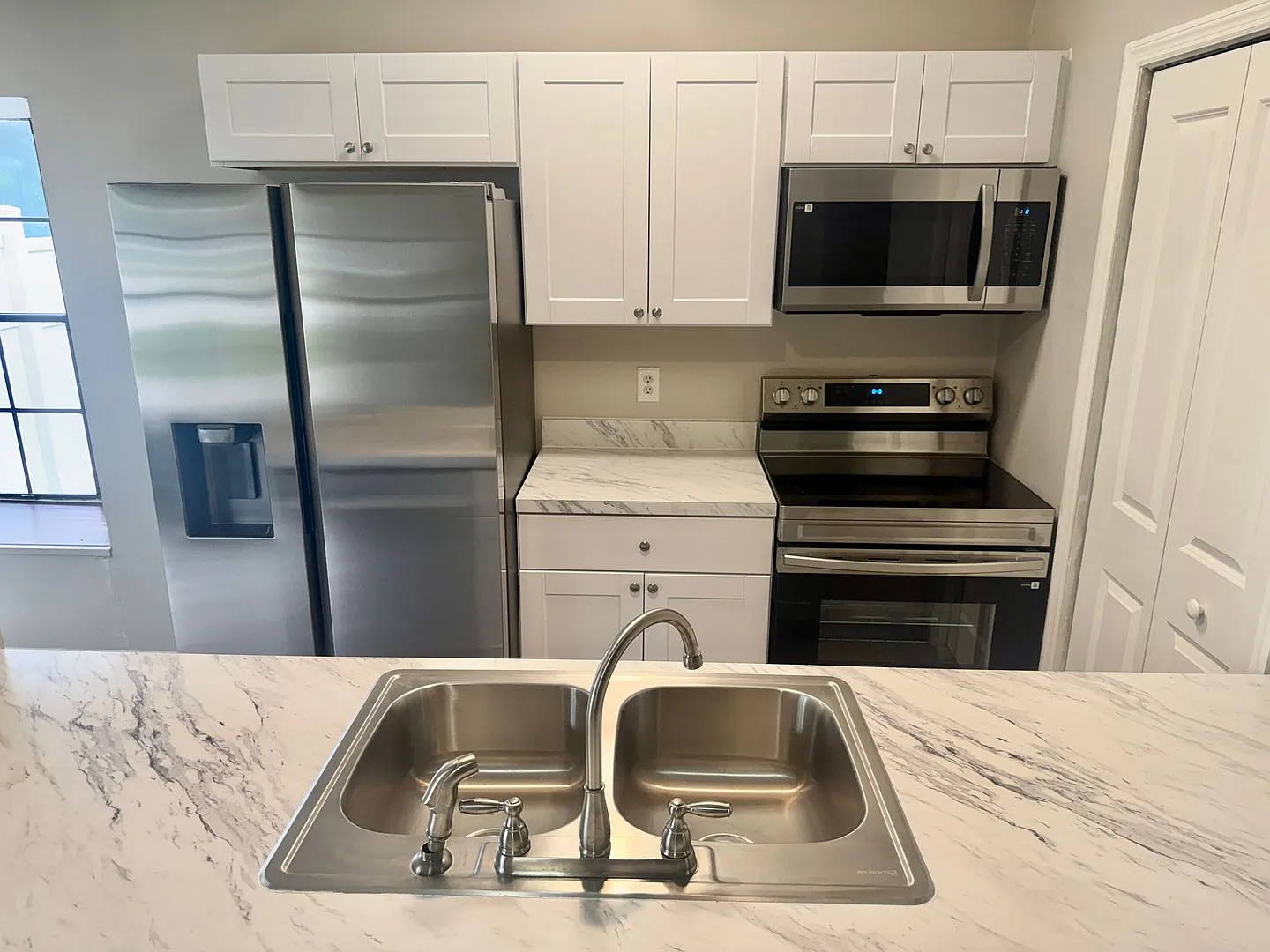 Completely Renovated 3/2 Located in Quiet Palm Harbor Community — Photo 4