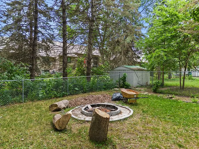 14319 Embry Path — Photo 35