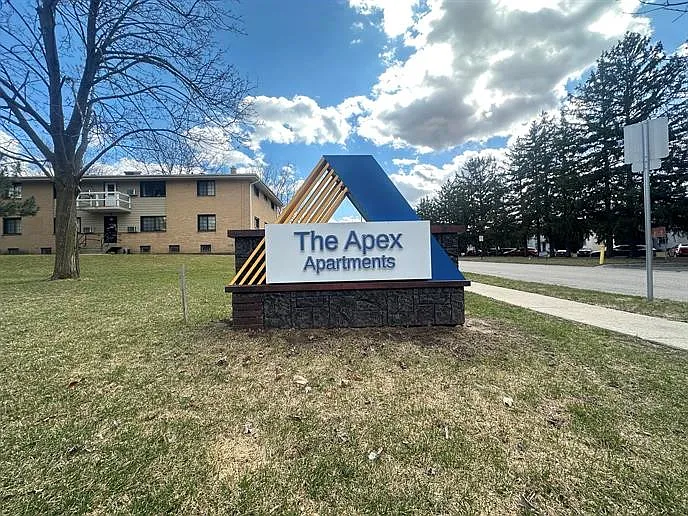 Apex Apartments — Photo 21
