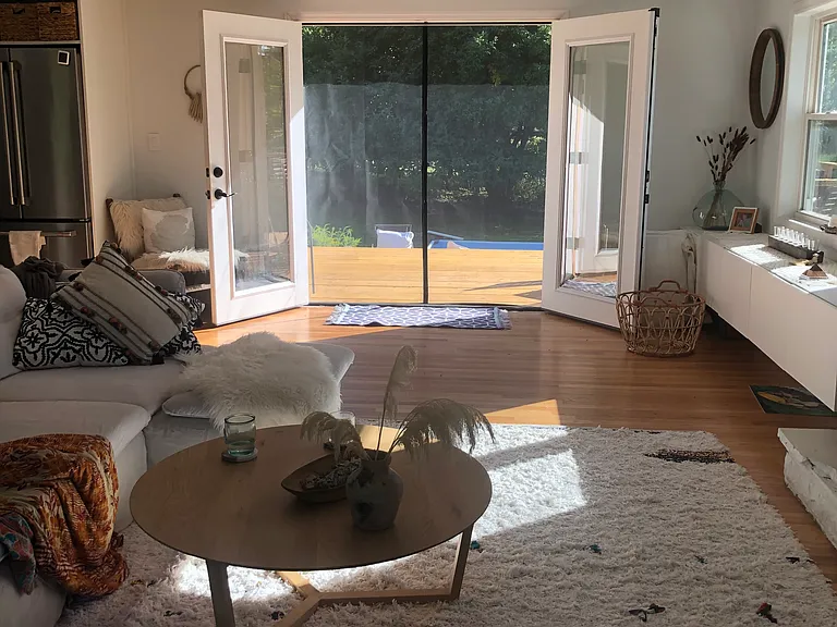 1111 Old Ford Rd — Photo 11