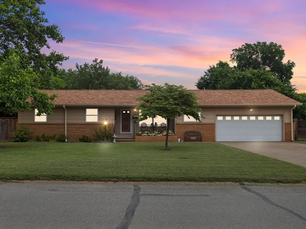 1008 Center St, Alva, OK 73717