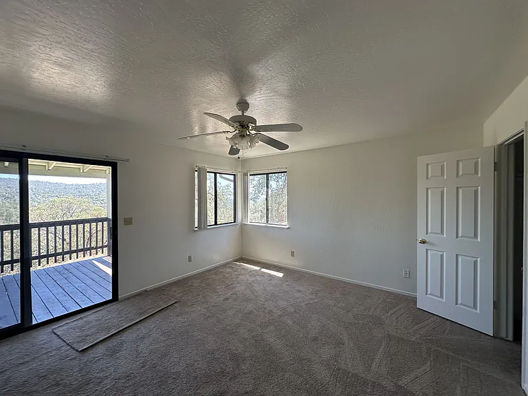 44966 Person Loop S — Photo 14