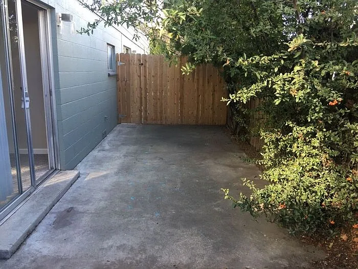 1395 Stardust St #4 — Photo 18