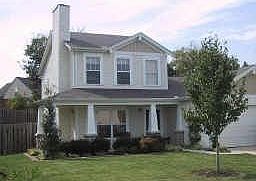Charming 3BR/2.5 Bath Home! Not near powerlines! Fenced bk yard!