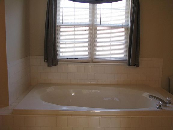 Master Bath Garden Tub