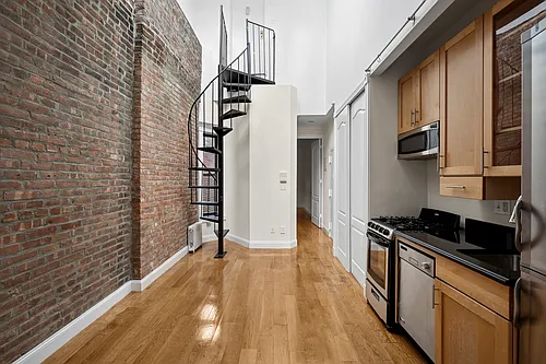 245 Mulberry St Photo 1