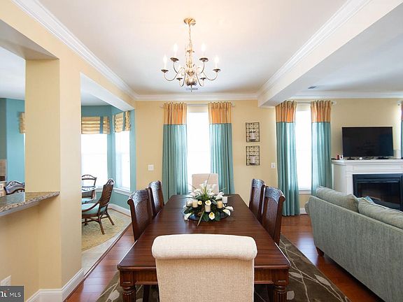 4th image of 2700 Willow Oak Dr APT 409E