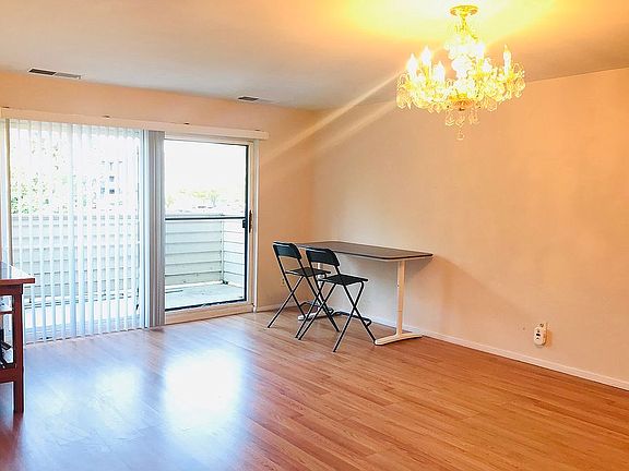 2nd image of 19427 Brassie Pl APT 303