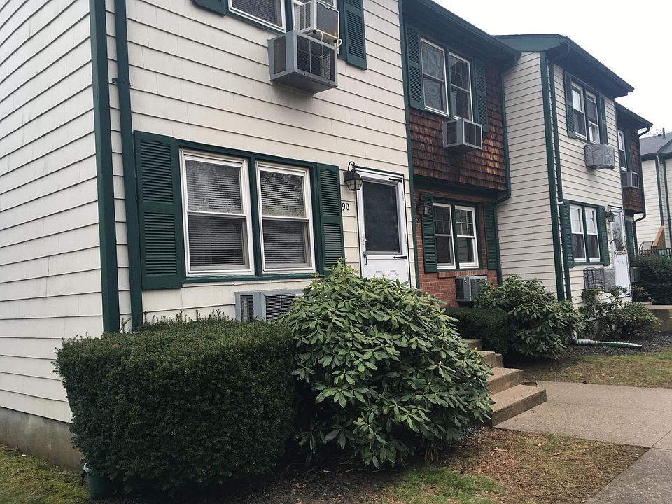 Front entrance , 190 Argol last unit