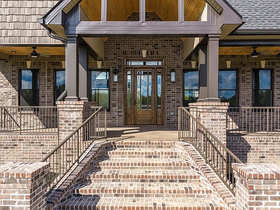 3rd image of 120 Hummingbird Meadows Rd