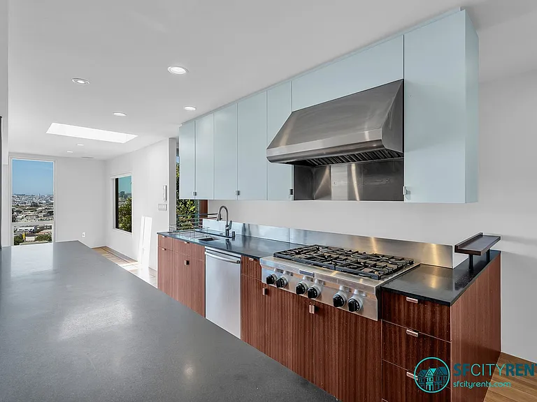 262 Rutledge St — Photo 10