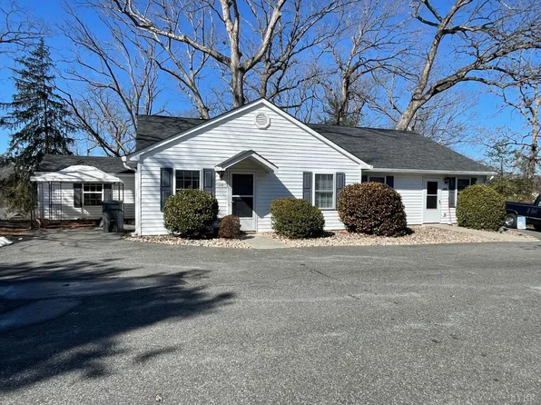 1419 Longwood 1421 Ave, Bedford, VA 24523