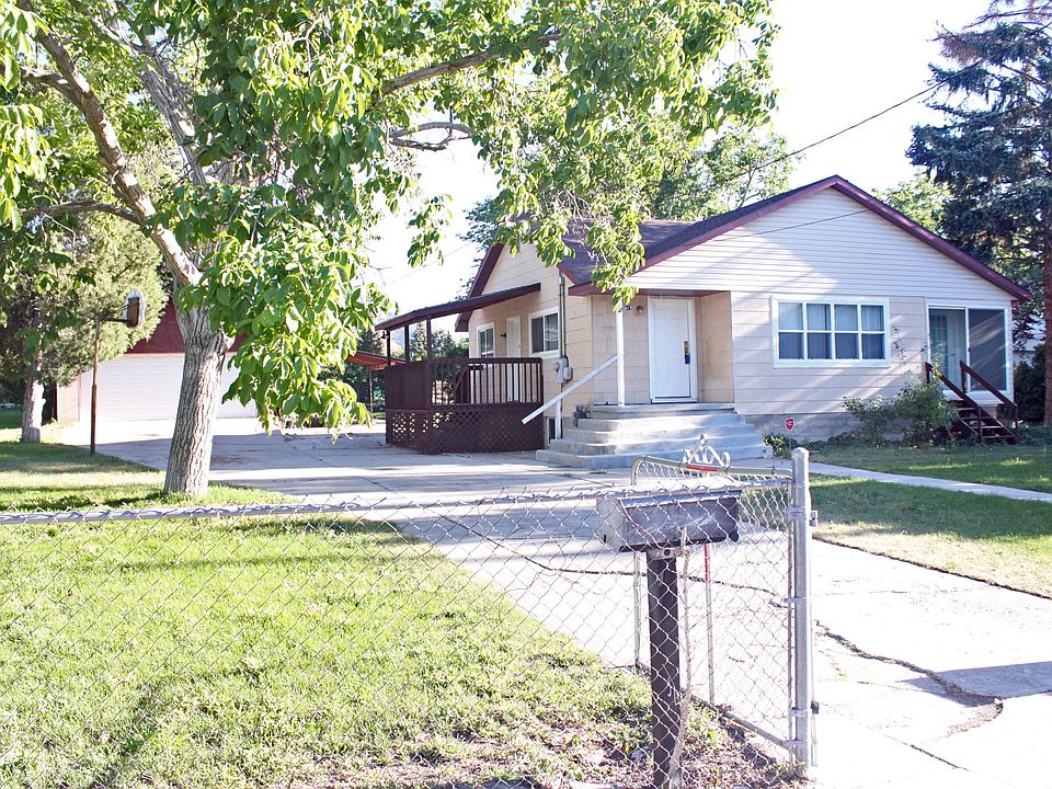 Charming  home on 1/2 acre
