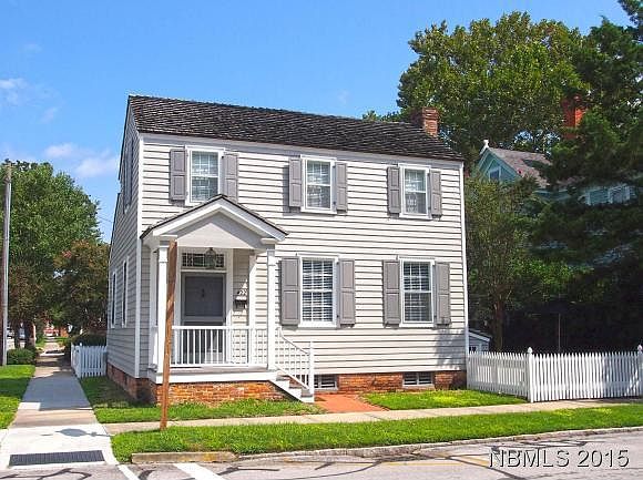1st image of 422 Johnson Street