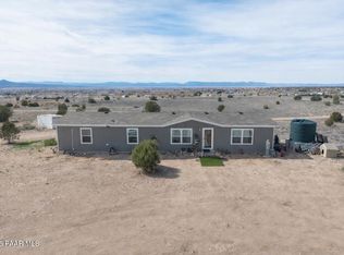 25690 N Andra Dr, Paulden, AZ 86334