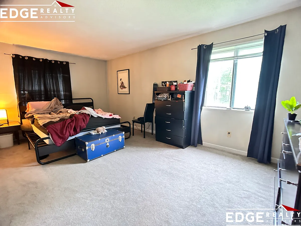 Building Photo - 49 Village Brook Ln #5