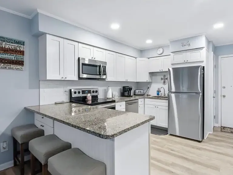 4201 N Ocean Blvd #2D — Photo 1