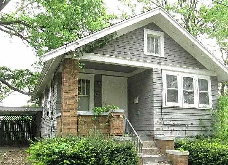 130 S Cleveland St — Photo 1