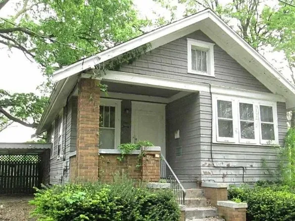 130 S Cleveland St, Peoria, IL 61605