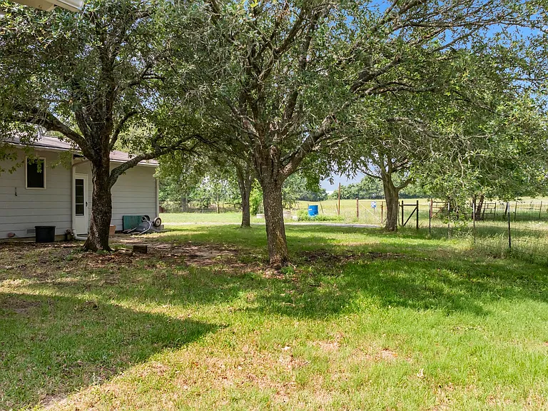 4269 Wilcox Ln — Photo 27