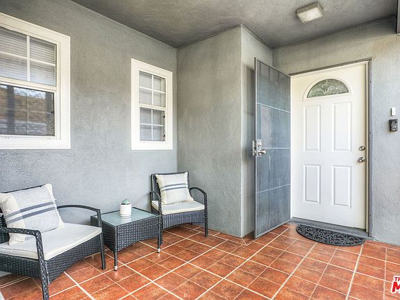 4th image of 3226 Perlita Ave