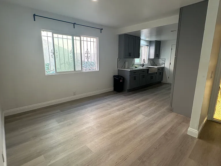 1857 E Abbottson St #4 — Photo 7
