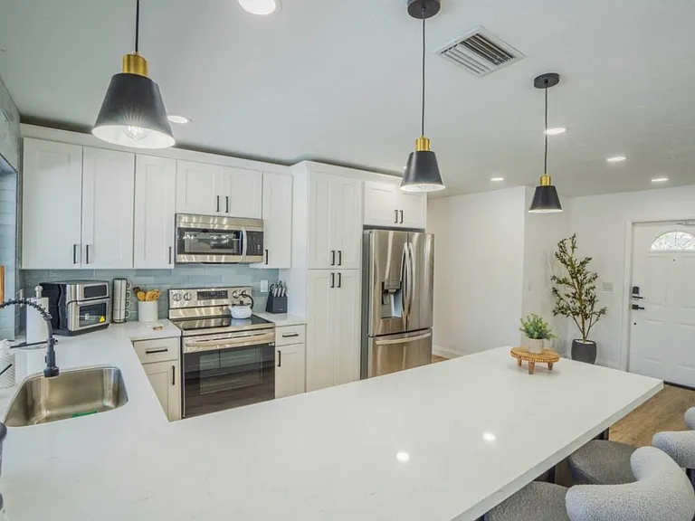 3649 SE 5th Ct — Photo 47