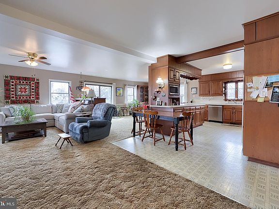 5th image of 291 Bushong Rd